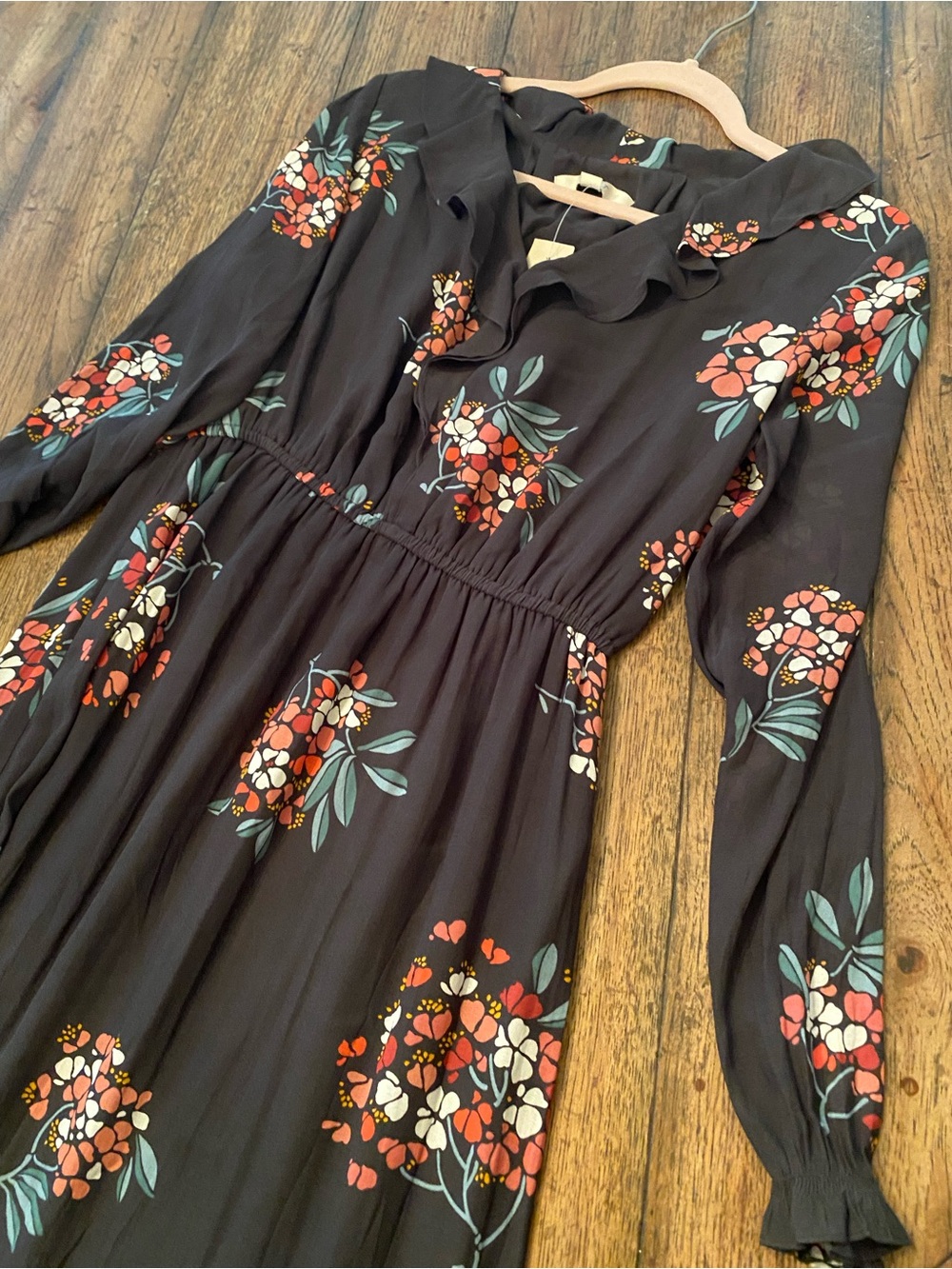 NWT LOFT Medium Petite Black Floral Print Long Sleeve Dress